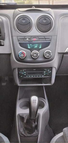 Imagem 12 de 12 de Chevrolet Agile 1.4 Ltz 8v Flex 4p Manual 2012