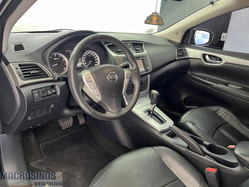 Nissan Sentra SL 2.0 Aut. com teto solar