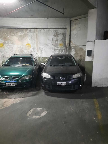 Imagen 1 de 2 de Liquido Cochera Fija Y Cubierta En Pleno Centro De Once