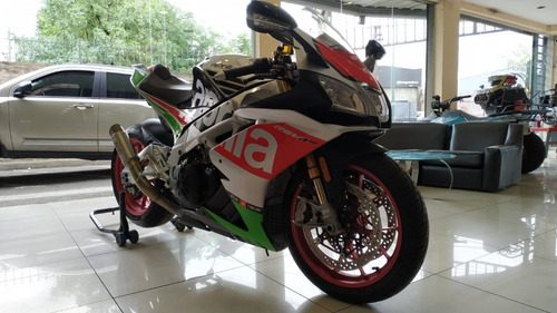 Imagen 2 de 10 de Aprilia Rsv4 Rf