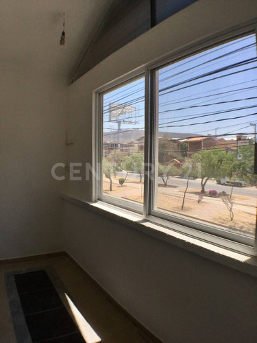 Casa En Venta En Blvd. Delta #2913, Col. Desarrollo El Potrero, León, Gto.
