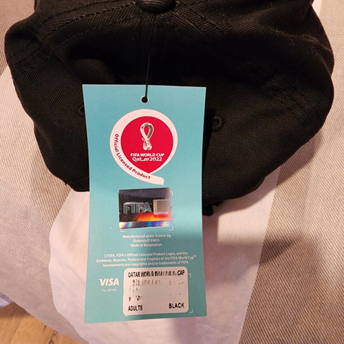 Mundial De Qatar 2022 Bufanda Y Gorra Originales Fifa Tm (Usado)