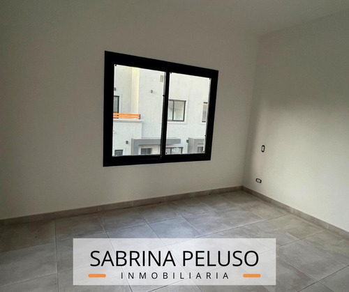 Venta Duplex Ituzaingo