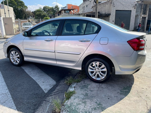 Imagem 3 de 10 de Honda City 1.5 Lx 16v 2013