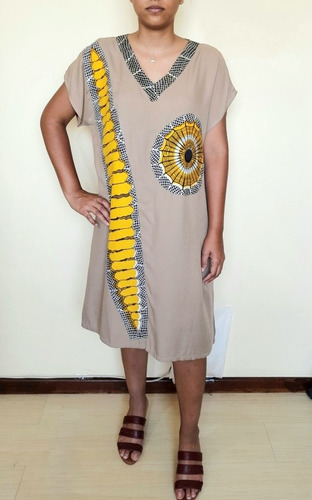 Imagem 1 de 5 de Vestido Feminino Tecido Curto Hildergard