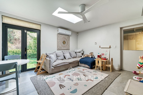 Preciosa Y Moderna Casa En El Arrayan, A Menos De ...