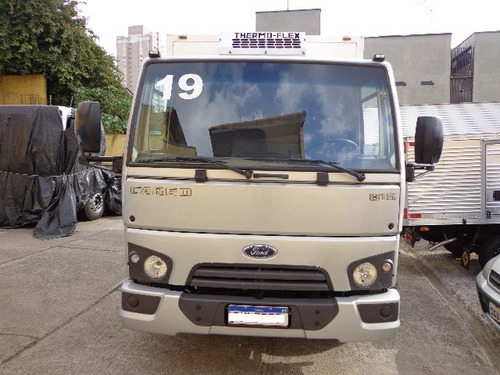 Imagem 3 de 9 de Ford Cargo 816 Bau Refrigerado