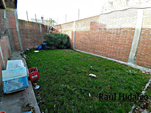 Imagen 14 de 17 de Casa De 3 Ambiente Con Gran Parque Apto Comercio En Alquiler Por 36 Meses
