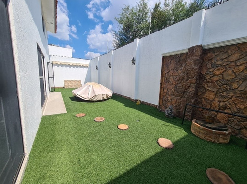 Residencia De Lujo En Venta En Rincón Campestre, Diseño Arquitectónico Luxury