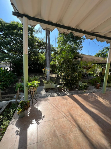 Venta Posada Turistica 1850 M² Ocumare De La Costa Aragua