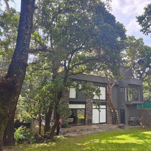 Casa En Venta En Colonia Los Ocotes, Tepoztlán, Morelos