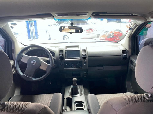 Imagem 7 de 9 de Nissan Frontier Xe 2.5 Branco 2013
