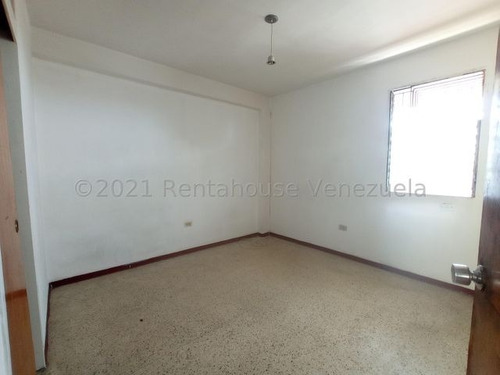 Imagen 10 de 14 de Grato Apartamento En Venta Zona Centro # 4 22-12332 Gbf