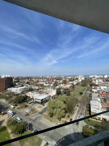Apartamento En Malvín