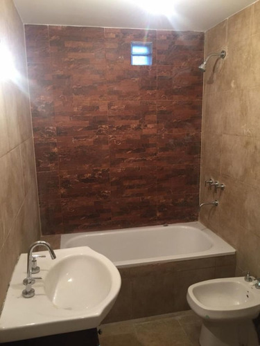 Imagen 4 de 8 de Departamento En Venta En San Justo
