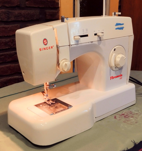 Maquina De Coser Familiar Singer Florencia 64 Blanco (Usado)