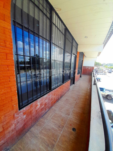 Imagen 9 de 9 de Century 21 Inmoservi Alquila Local Comercial Adyacente Al Terminal De Pasajeros