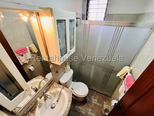 Apartamento En Venta Ubicado En Colinas De La Tahona