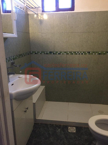 Vende Casa 3 Dormitorios Y Apartamento 1 Dormitorio