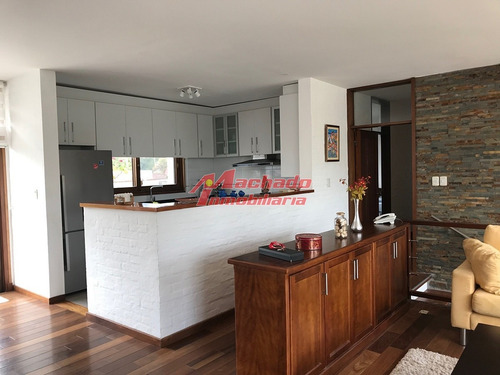 Casa En Mansa 4 Dormitorios Con Piscina Y Barbacoa- Ref: 5471