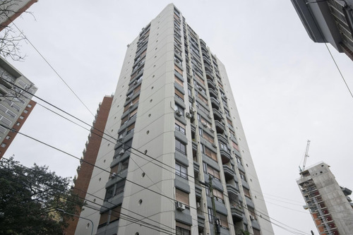 Departamento De 2 Ambientes Con Cochera En Venta En Olivos