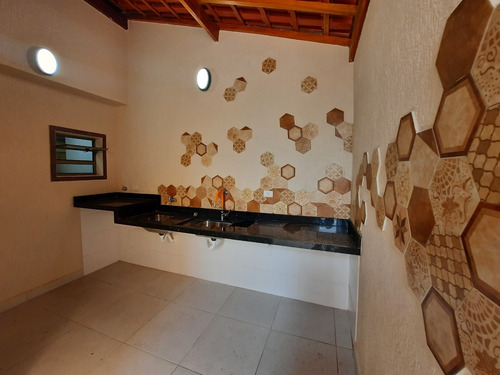 Imagem 18 de 21 de Casa Alto Padrão 2 Dormitórios 300 Mts Praia Caiçara Amf500