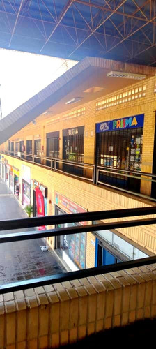 Grey Zuloaga Y Javier Philip Inzitu Realtors Venden Local Comercial En C.c. Metro Plaza San Diego Carabobo Venezuela
