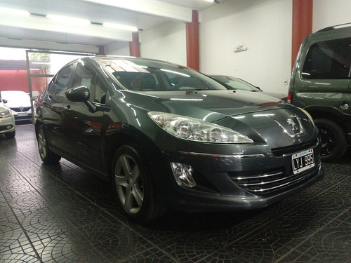 Imagen 2 de 9 de Peugeot 408 2.0 Allure Plus Nav 143cv 2012