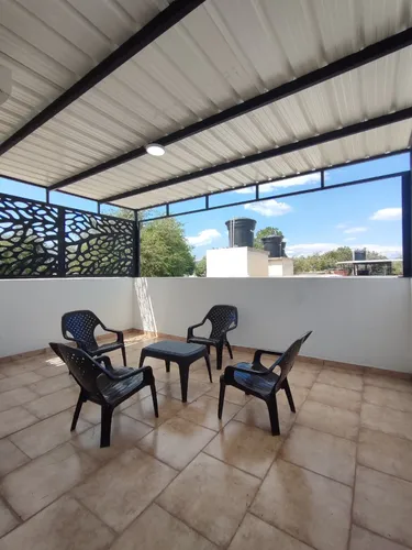 Casa En Venta En La Sabana. Cod V30268