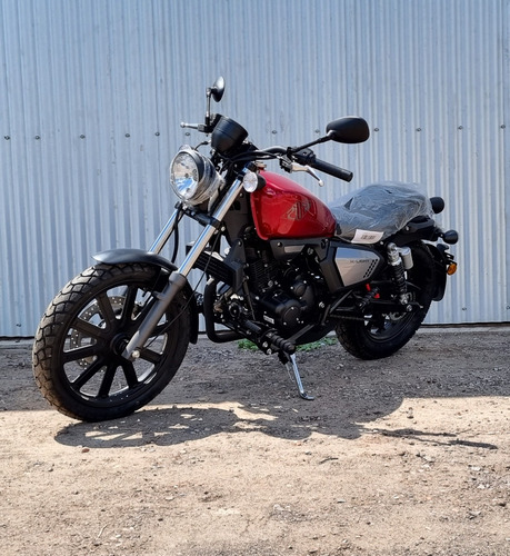 Imagen 2 de 15 de Keeway K-light 202