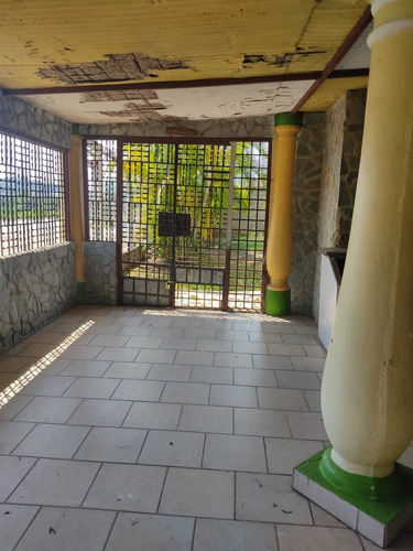 Imagen 6 de 7 de Se Vende Local En La Raiza A Pie De Calle
