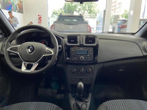 Imagen 14 de 18 de Renault Logan 1.6 16v Zen Oportunidad Patentado