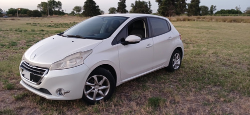 Peugeot 208 1.5 Allure Touchscreen