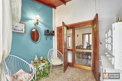 Casa Venta - 3 Dormitorios 2 Baños - Cocheras - Piscina - 180mts2 - City Bell, La Plata