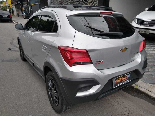 Chevrolet Onix 1.4 Activ 2019 Baixo Km