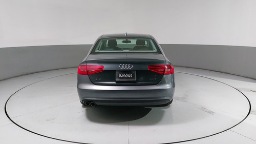 Audi A4 2.0 TFSI LUXURY MULTITRONIC