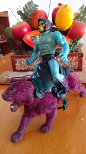 Figura Skeletor Con Pantera Vintage Años 80s Originales (Usado)