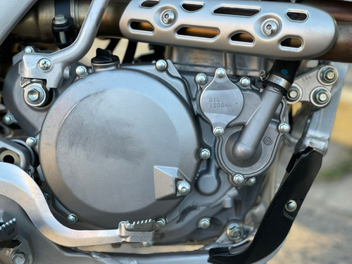 Imagen 9 de 15 de Suzuki Rm450z 2017, Con 3.2 Horas De Uso.rpmpotos Bolivar