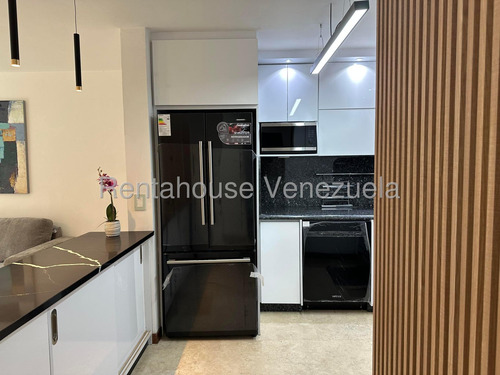 Lm Apartamento Alq Los Nrjos De Las Mercedes Cod 25-24106 Yg