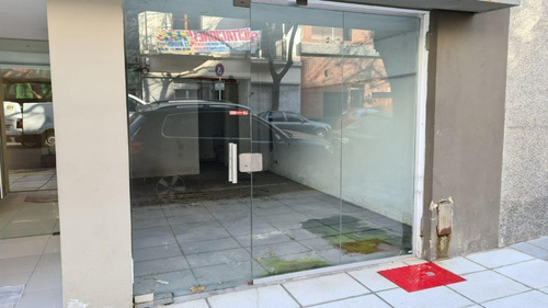 Imagen 2 de 5 de Local En Salguero Y Av Córdoba