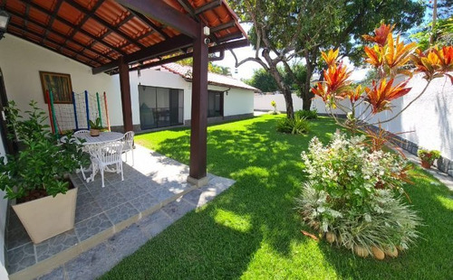 Casa À Venda Na Rua Guilherme Baptista, Recreio Dos Bandeirantes, Rio De Janeiro - Rj - Liv-2347