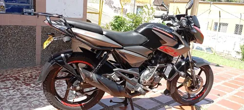 Pulsar Ns 125