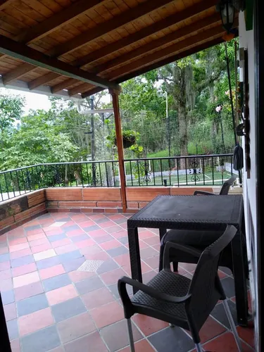 Vendo Acogedora Finca De 2.000 M² Para Descanso A 10 Minutos Titiribí