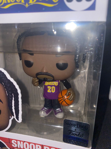 Funko Pop Snoop Dogg Lakers Limited 15000 Pzas