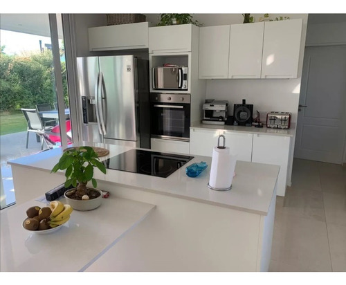 Casa En Venta En Los Alisos, Nordelta, Tigre!