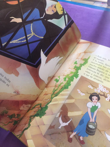 Blanca Nieves Walt Disney (Usado)