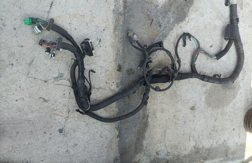 Conectores Arnes Computadora Módulo Motor Isuzu Elf 4hk1 (Usado)