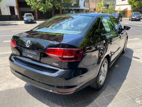 Volkswagen Vento 1.4 Confortline 150cv At 2018 Cassano Autom