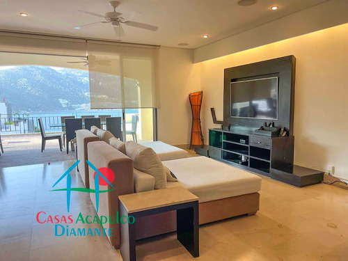 Cad Vista Real San Marino 4 C1. Vacaciones Frente Al Mar En Punta Diamante: Terraza Con Jacuzzi Privado