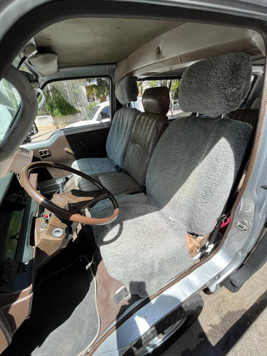 Imagen 9 de 25 de Toyota Hiace 2.4 15 Pasajeros. Impecable-confiable 100%